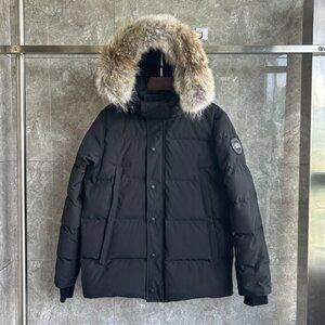 Authentic Black Canada Goose Wyndham Heritage Coat Down